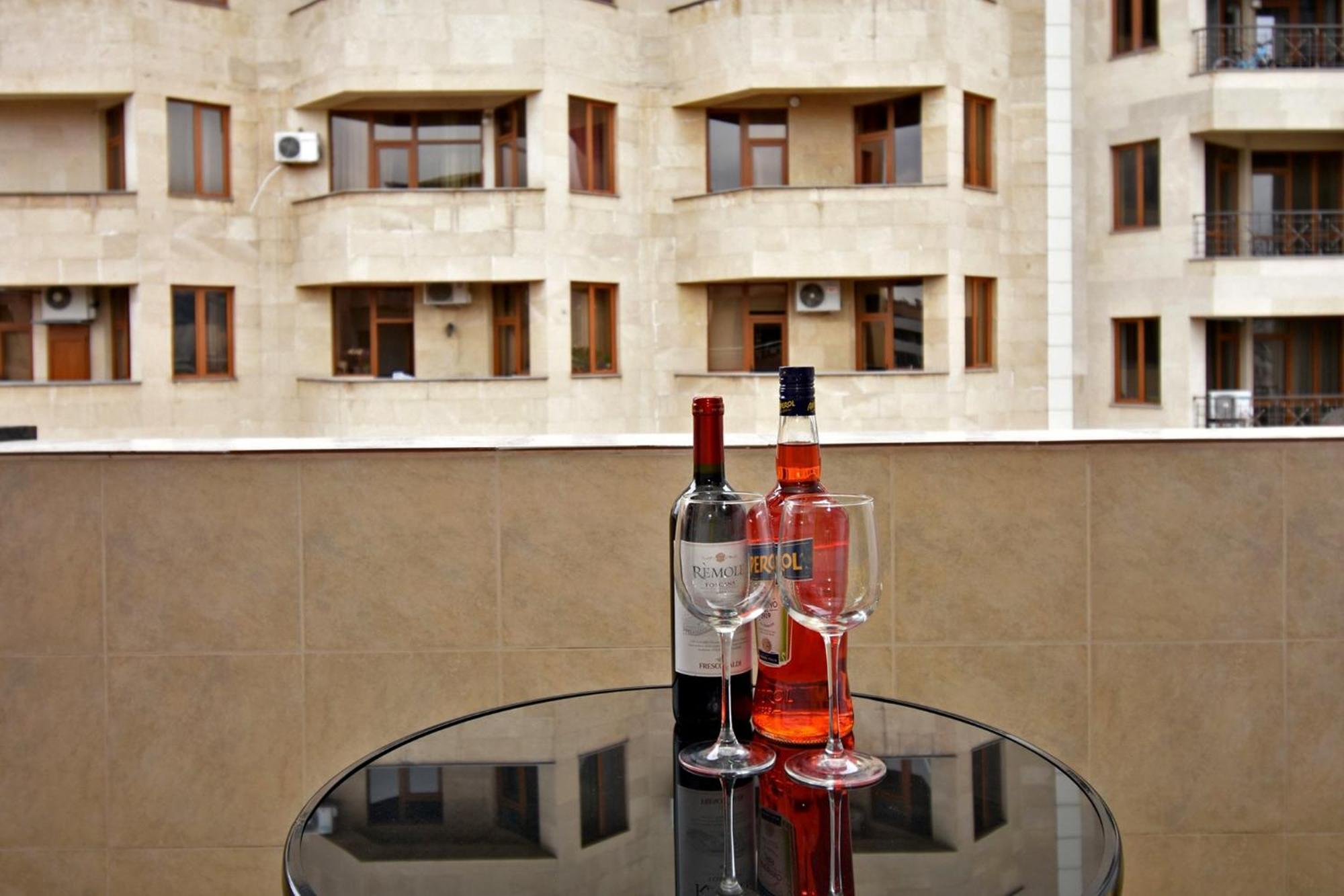 Apartment In Yerevan Exterior photo