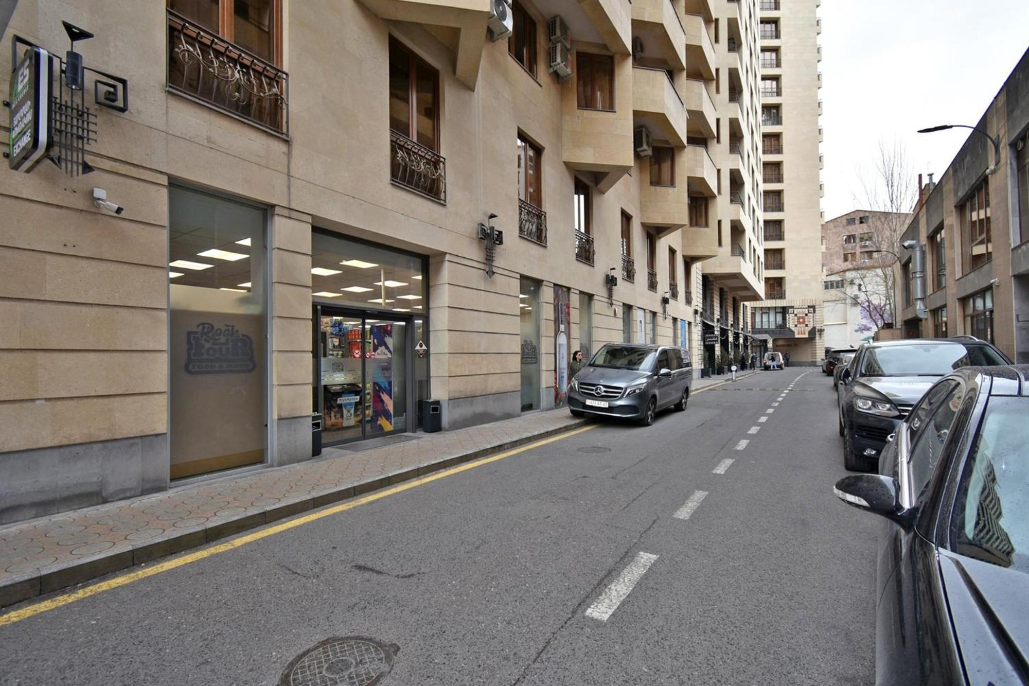 Apartment In Yerevan Exterior photo