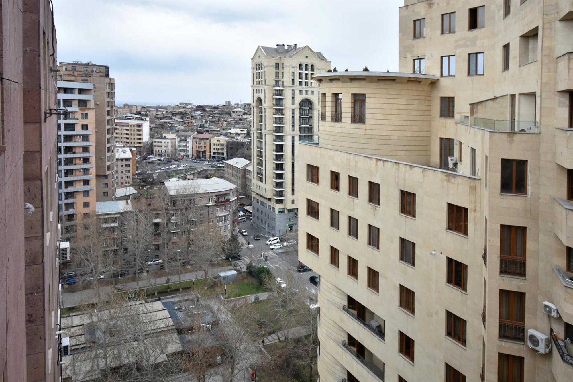 Apartment In Yerevan Exterior photo